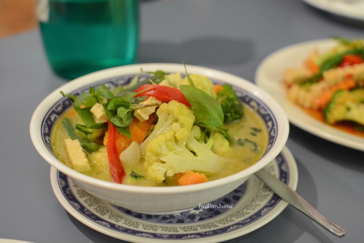 Thip's Thai green curry