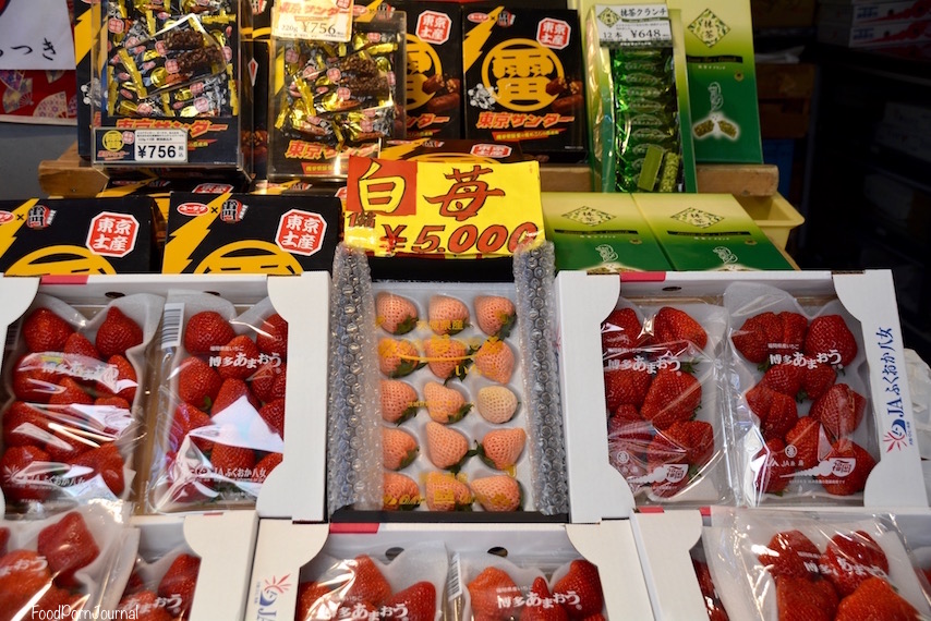 Tokyo Tsukiji Market strawberries