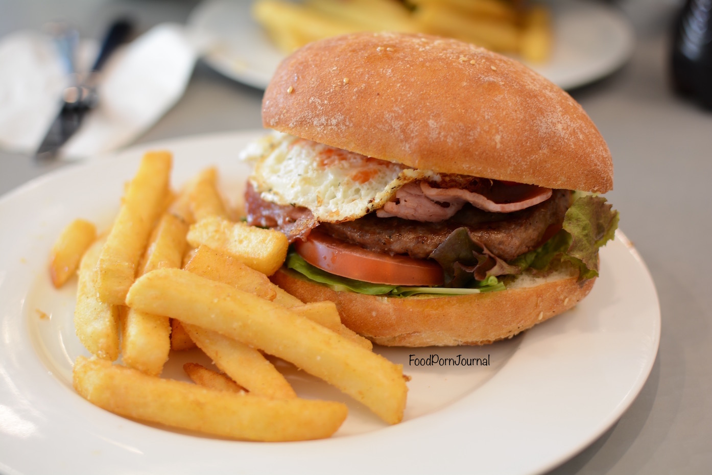 Hot Pop Cafe beef burger and chips