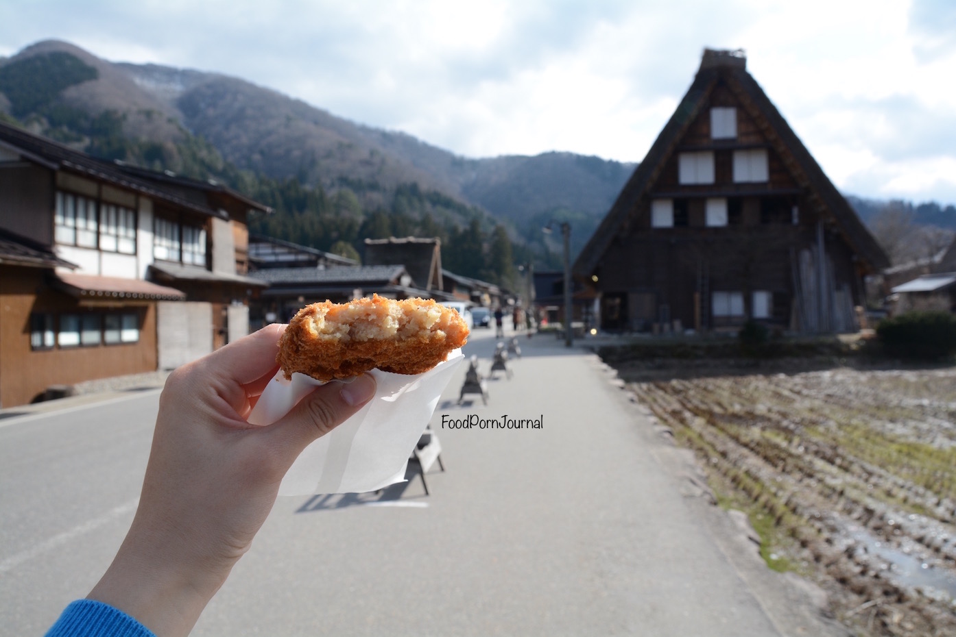 Japan Shirakawa go snack food