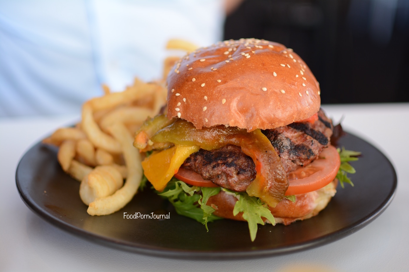 as-you-like-it-cafe-acton-beef-burger