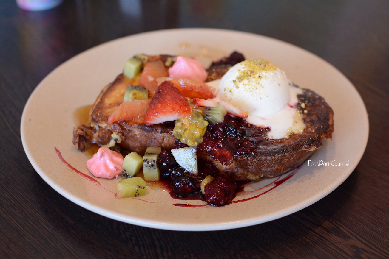 raven-rose-kingston-french-toast