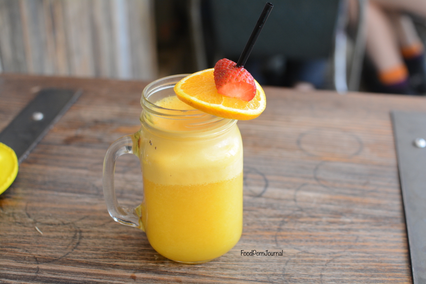 the-gods-cafe-anu-orange-juice