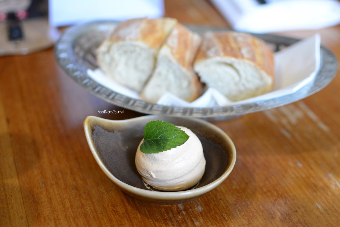 Les Bistronomes bread