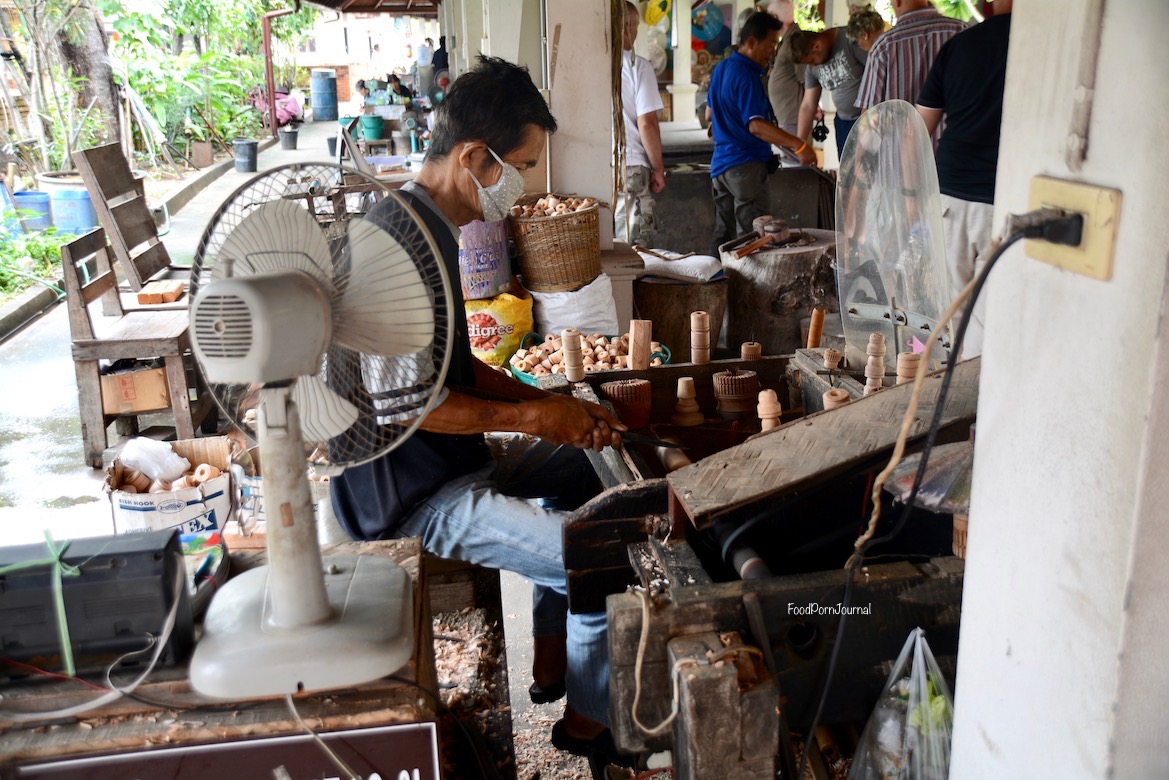 Chiang Mai Bo Sang parasol making