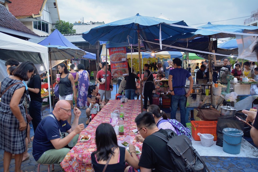 Chiang Mai Saturday Night food market tables