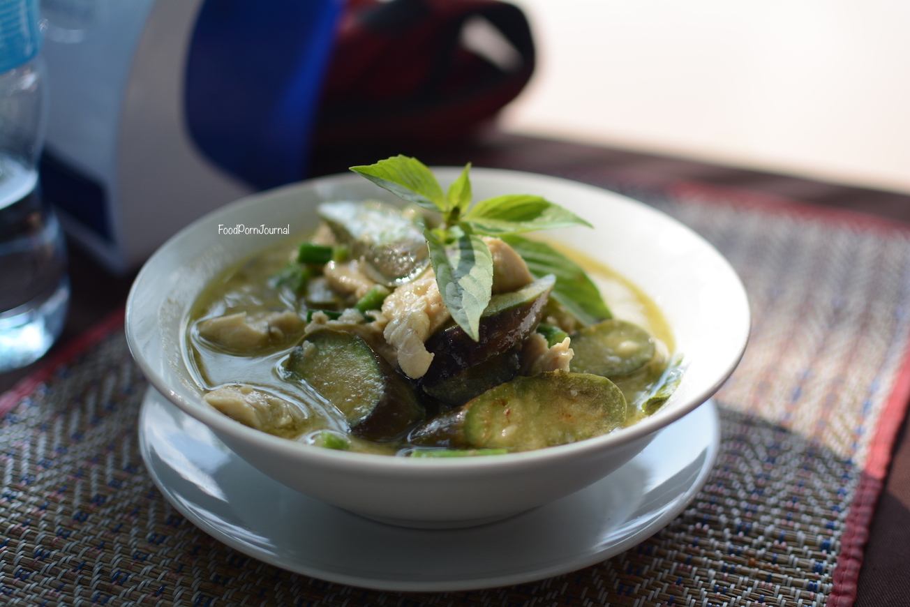 Luang Prabang green curry