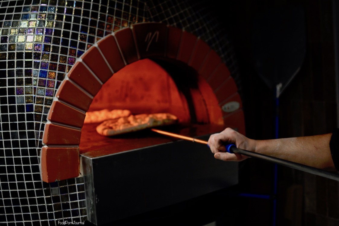 Trecento wood fired pizza oven