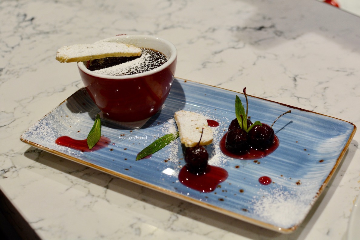 Trecento chocolate brulee