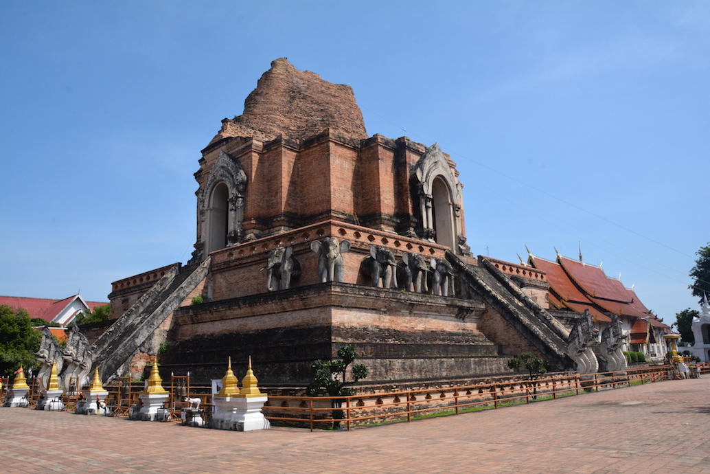 Wat Chedi Luang Chiang Mai