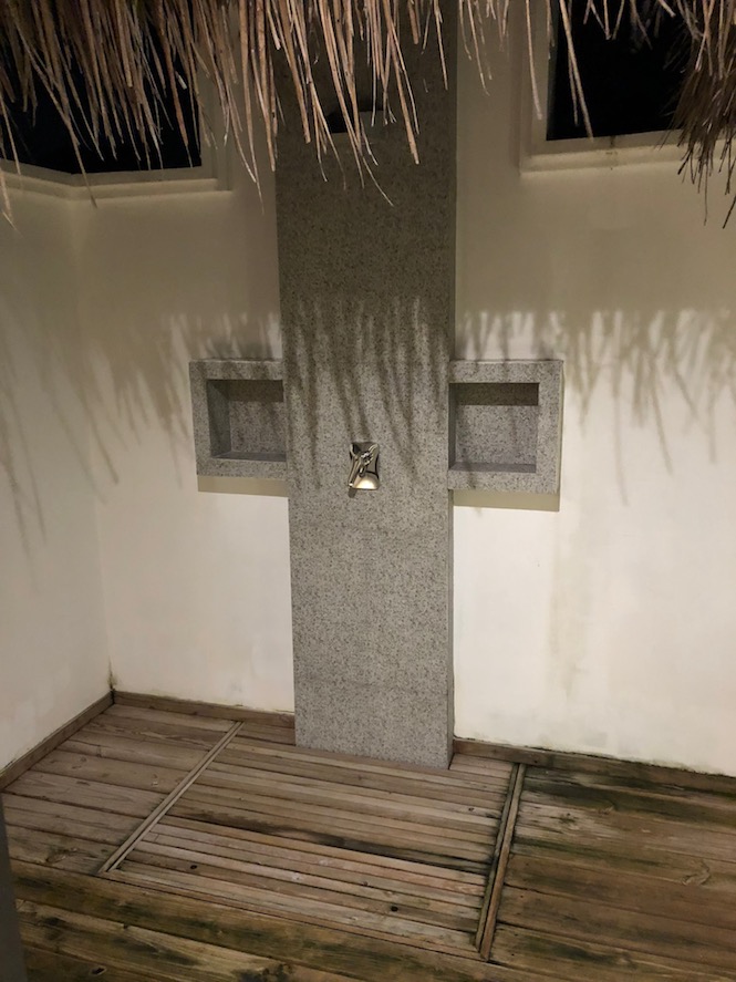 Maldives Finolhu outdoor shower