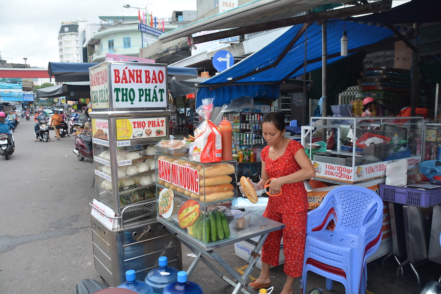 Nha Trang markets banh mi stall