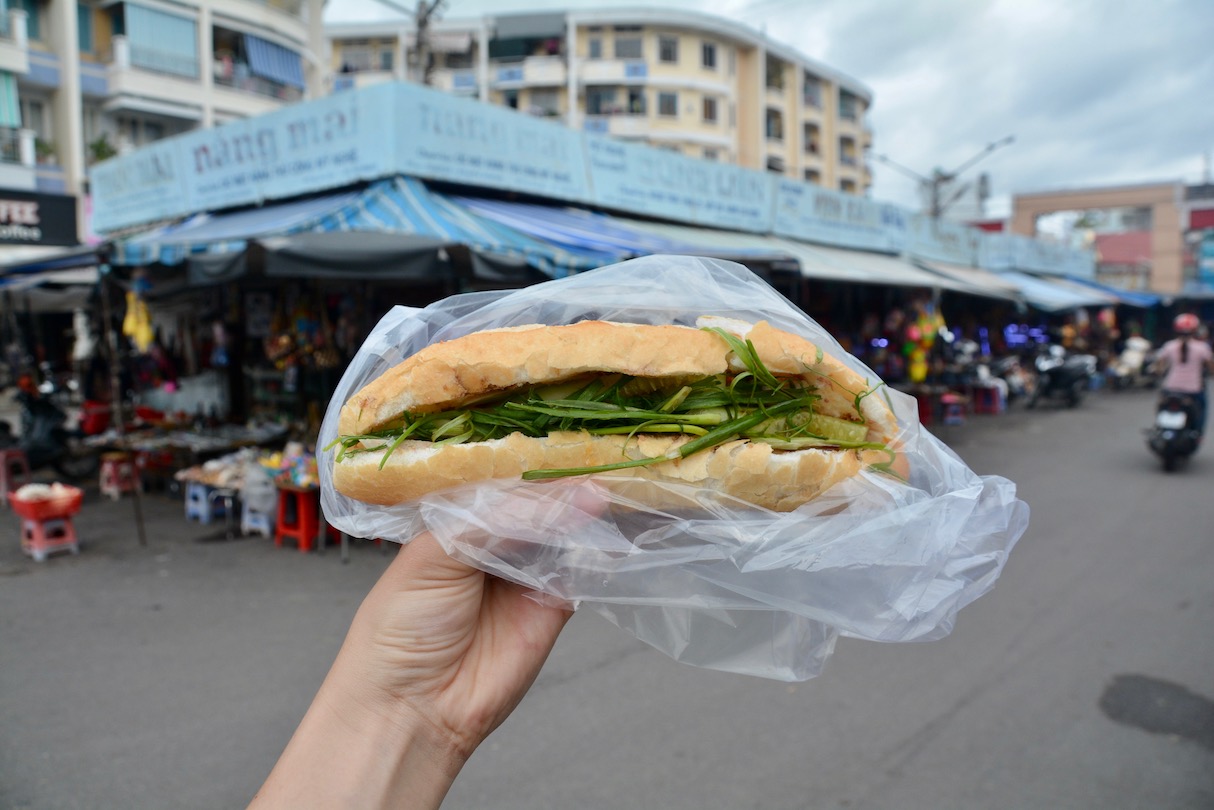 Nha Trang markets banh mi