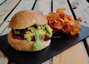 Sanya Bar beef black bean burger