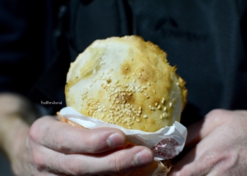 Shilin Night Markets pepper beef bun Taipei