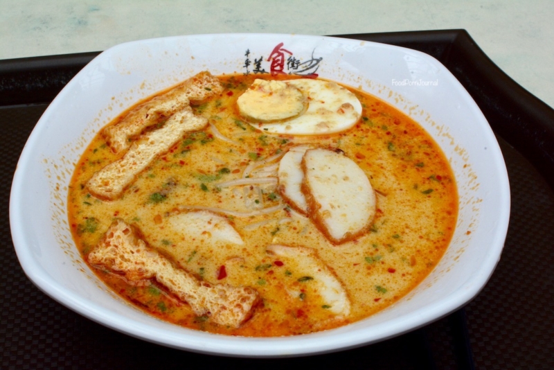 Chinatown Food Street Singapore laksa