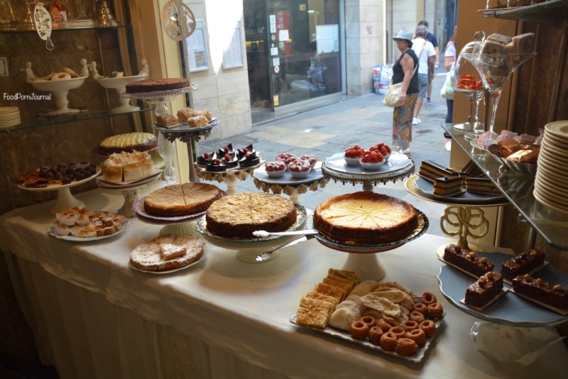 Caelum Tearoom Barcelona Spain cakes