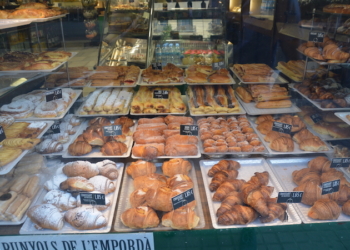 Forn de Sant Jaume Barcelona Spain pastry window