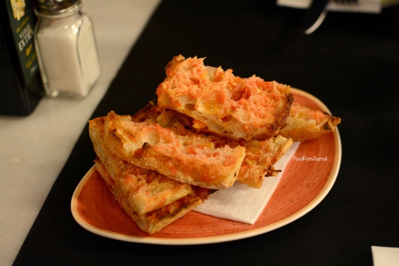 La Bodegueta Provenca Barcelona Spain tomato bread