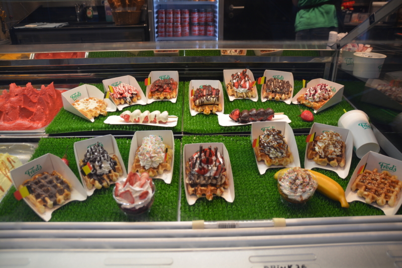 Fred's Waffle Bruges display