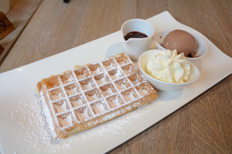 House of Waffle Bruges bruxelles waffle