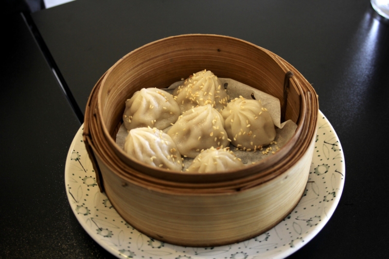 Li's Dumpling Inn steamed dumplings