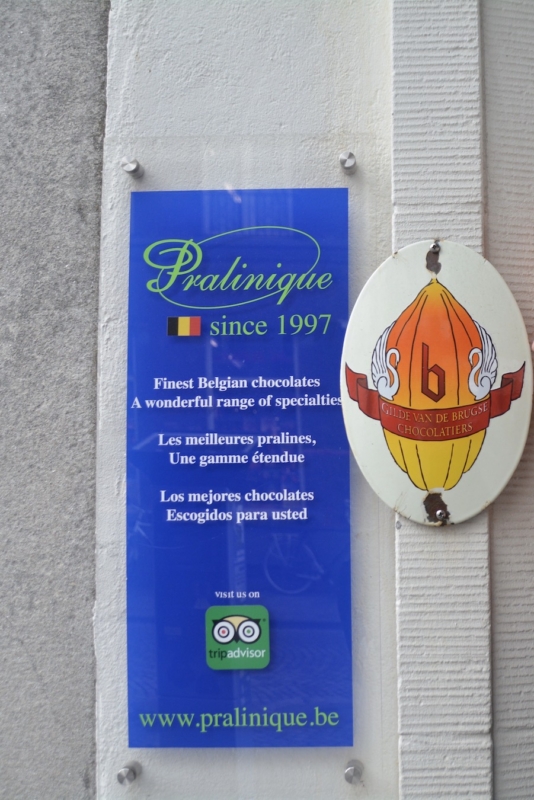 Pralinique de Bruges Guild of Chocolatiers sign