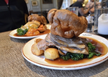 The Huntsmen Bath UK Sunday roast yorkshire pudding