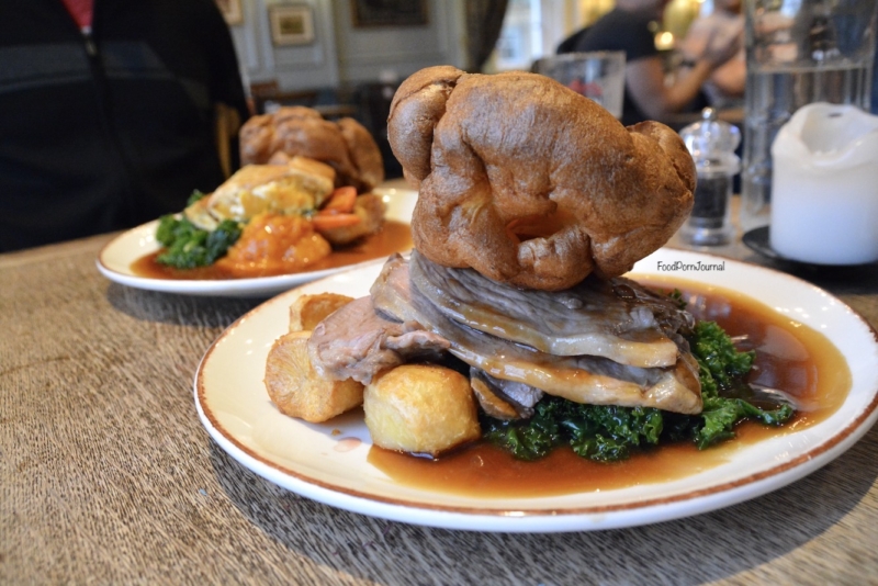 The Huntsmen Bath UK Sunday roast yorkshire pudding