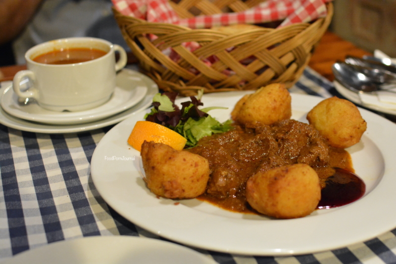 Belvárosi Lugas Vendéglő Budapest deer stew