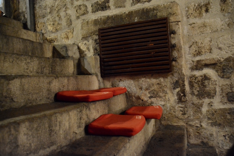 Dubrovnik steps cushions