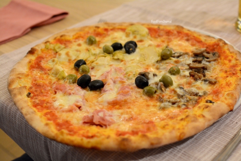 El Gaucho pizza Padua Italy 4 stagioni