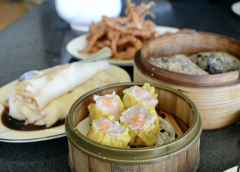 Quan's Kitchen Holt Canberra yumcha