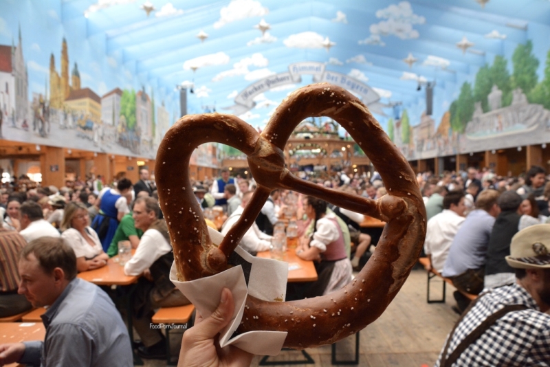 Hacker Pschorr Festzelt pretzel Oktoberfest Munich