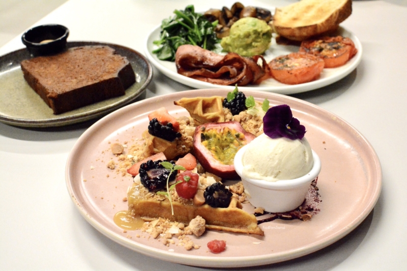 Roy Jnr Canberra waffles