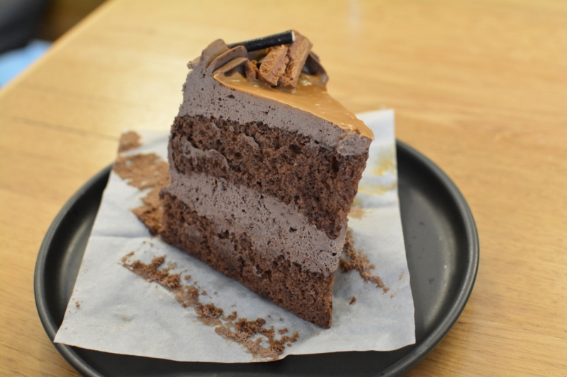 Champi Express chiffon chocolate cake